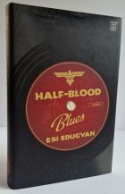 Half-Blood Blues: Large Print Edition